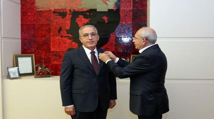 AKP'DE KAN KAYBI SÜRÜYOR O İSİM CHP'YE GEÇTİ