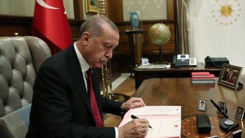 ERDOĞAN GECE YARISI KARARLA GÖREVDEN ALDIĞINI DUYURDU!