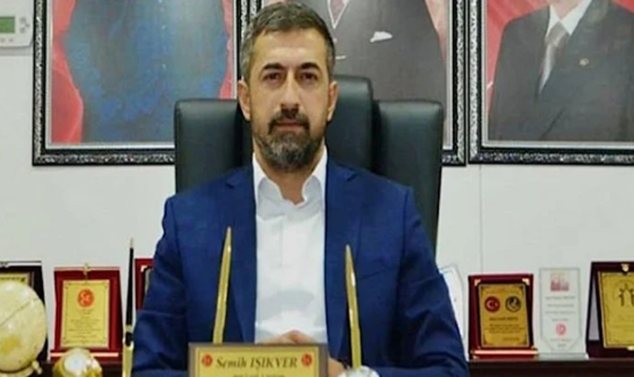 GÜNDEME BOMBA GİBİ DÜŞTÜ MHP'Lİ BAŞKAN İSTİFA ETTİ