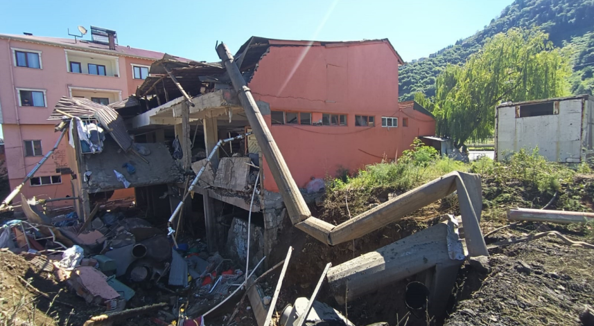 O şehrimizde pat-la-ma oldu onlarca yaralı var