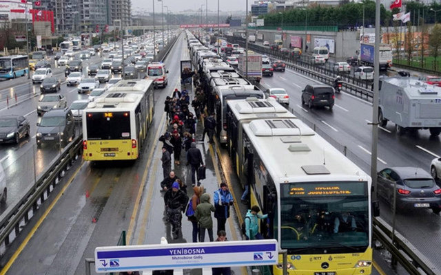 TOPLU TAŞIMA KULLANANLAR DİKKAT 81 İL'DE GEÇERLİ OLACAK